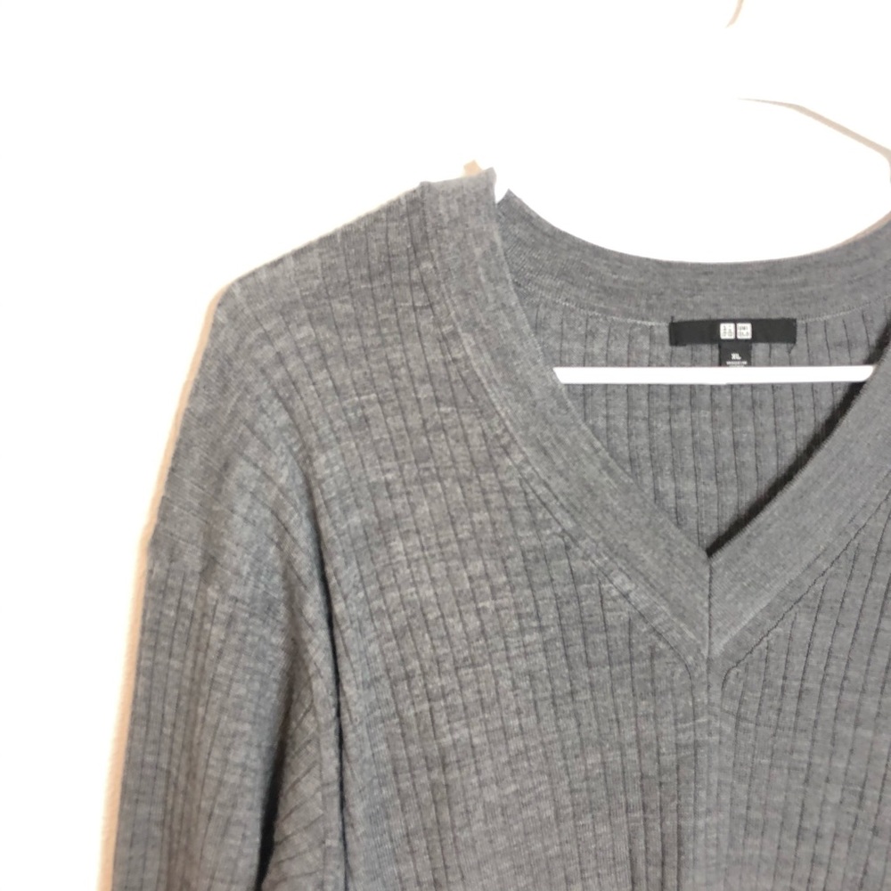 UNIQLO Wool Blend Ribbed Knit Sweater - Picture 3 of 7